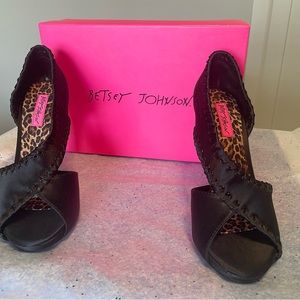 Betsey Johnson Black Satan 9.5